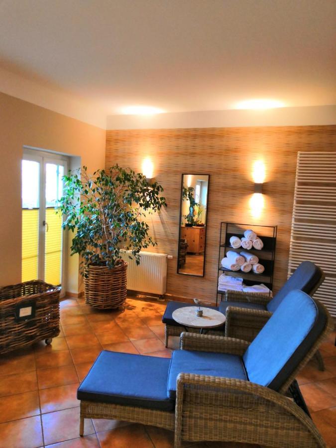 Ampervilla Hotel Фаренцхаузен Экстерьер фото